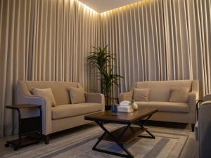 شقة بغرفة نوم ماستر وغرفة معيشة دخول ذاتي قريبة من المطار والوجهات الترفيهية Master Bedroom Apartment with Living Room Self Check in Near Airport and Popular Attractions