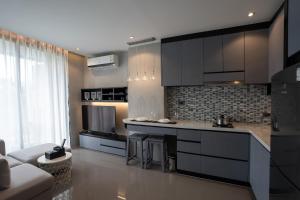 Luxury 1BR Suite at 5 Kamala Beach Resort B418