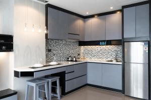 Luxury 1BR Suite at 5 Kamala Beach Resort B418