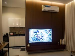 شقة بغرفة نوم ماستر وغرفة معيشة دخول ذاتي قريبة من المطار والوجهات الترفيهية Master Bedroom Apartment with Living Room Self Check in Near Airport and Popular Attractions