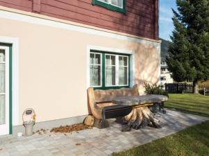 Renovated Mountain Retreat Stay