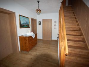 Renovated Mountain Retreat Stay