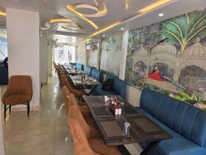 Shri Rameshwaram Hotel And Restro