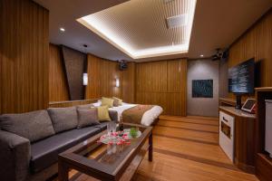 Hotel SWEET SEASON埼玉川越桜の川店