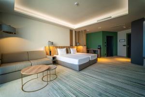 HVD Reina del Mar - Premium Spa Service & Free Parking