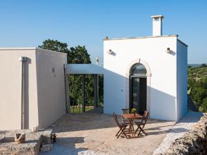 Tranquil Villa in Apulia