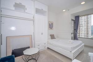 DFour River Gate Deluxe Apartment by the River