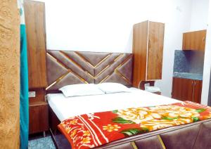 SKYLINE HOMESTAY -Your Affordable Stay