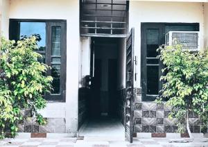 SKYLINE HOMESTAY -Your Affordable Stay