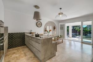 Villa Sunlight Escape St Raphael - Happy Rentals