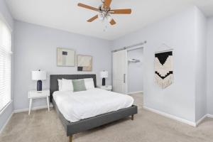 CozySuites l Dream 1BR, Monument Circle, Indy