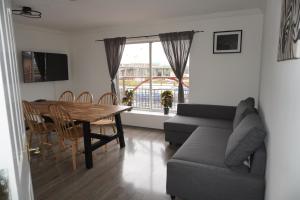 Glasgow Riverview Apartment
