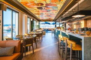 The Social Hub Barcelona Poblenou Extended Stay