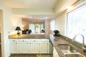 Seagrove Villa 5B - Oceanside Villa in the Trees