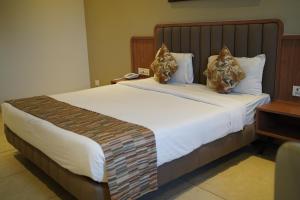 Rudra Shelter Business Hotel