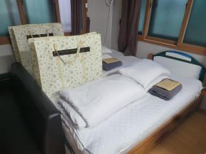 5-2202 #Gangnam Stn, 5-min #Yeoksam Stn, 3-min #OTT