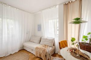 Modernes Designer Loft mit Flair in Hochheim & Tiefgarage