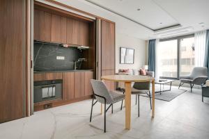 Blueground Ipjeong sky lounge nr Namsan Park SEL-57