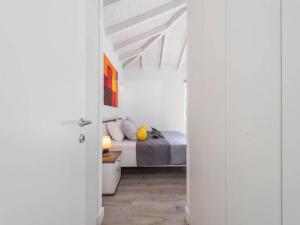 Villa in Debeljak with Pool near the Sea