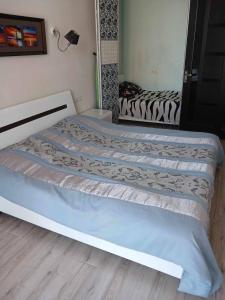 квартира на Ангиса