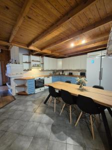 Aurora Haven- Järvenrantamökki, oma sauna ja rauha