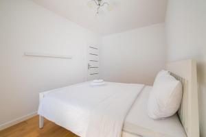 Mokotów Postępu Cozy Nest Apartment by BookingHost