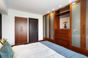 Spectacular River Views 2BR Flat - Top Location