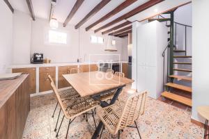 Luz del Faro, with seaview, by OYOOSTAYS