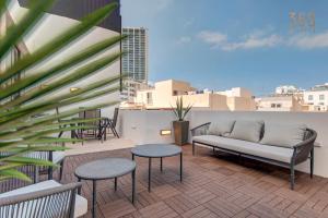 A lovely 2BR penthouse in St Julians, PV with WIFI by 360 Estates