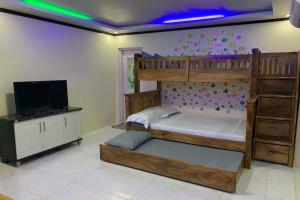 Michaels Homestay - Farm Villa near Patar Beach & Bolinao Falls