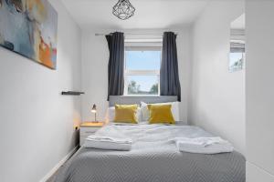 3 Bed Home Near Birmingham Centre & Transport Links