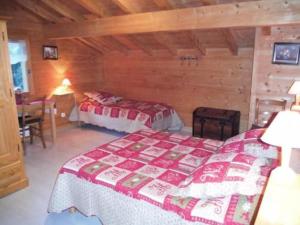 Chalet Le Rocher de la Serraz