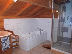 Chalet Le Rocher de la Serraz