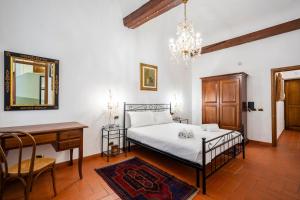 2BDR - Duomo & Uffizi - Chic Residence of the Cerchi by Hôtea