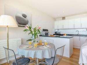 2 Bed in Westward Ho 88853