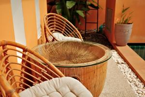 The Orange Villa Near Beach 時尚家庭別墅提供免費接送服務