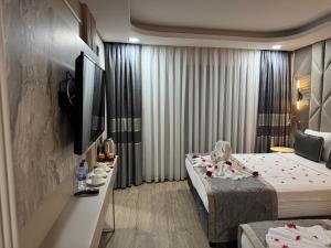 Elysia Hotel