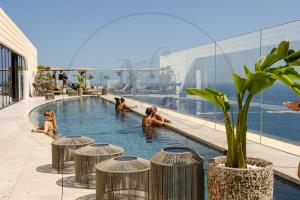 24th Floor Sea View Apart-Hotel in Mercury Tower St Julians