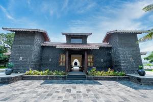 Nishigandha Jal Mahal Resort