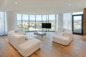 Skyline Luxe at King David