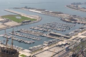 The Luxe Marina Experience - Stylish 2BR with Sweeping Balcony Views for Total Relaxation