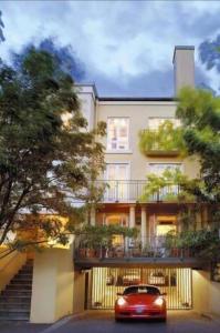 Park Lane Apartment East Melbourne