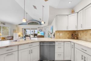 5550 Palmetto Paradise- 3BR with Gulf Views, Heated Pool home