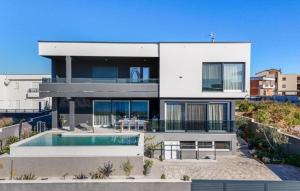 Sea View villa Medulin by Villas Guide