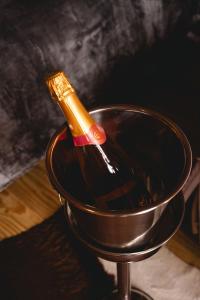 Chalé com Jacuzzi Privativa e Vista do Rio Jucu