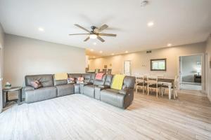 Grass Lake 8BR Retreat w Games & Fire Pit