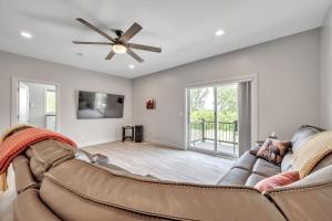 Grass Lake 8BR Retreat w Games & Fire Pit