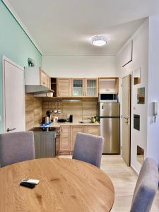 Smirni Snug Stay Garden Fits 4