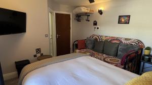 Hoopers Sandy Beach Guest Rooms