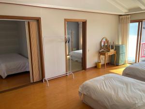 Jeju Guesthouse Big SSUM